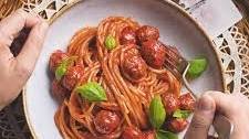 Spaghetti with meatballs