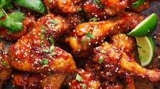 Sweet and Spicy Sriracha Baked Chicken Wings Recipe