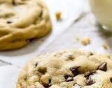 The Best Soft Chocolate Chip Cookies