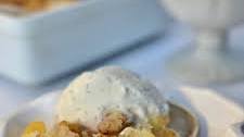 The Best Southern Fresh Peach Cobbler Recipe