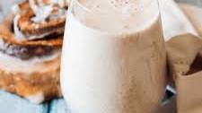 The Creamiest Banana Cinnamon Roll Smoothie Recipe