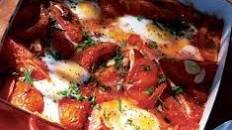 Tomato baked eggs