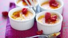 Vanilla and raspberry crème brulée