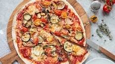 Vegetarische Pizza – so knusprig & lecker