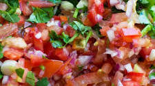 10 Minute Fresh Tomato Salsa