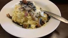 10-Minute Mushroom Carbonara