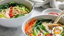 10-Minute Vegetable Ramen Noodles