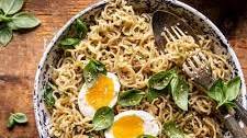 15 Minute Garlic Butter Ramen Noodles.