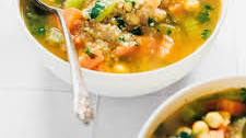 30-Minute Quinoa Vegetable Soup