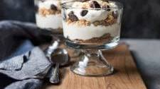 5 Minute S'mores Yogurt Parfait