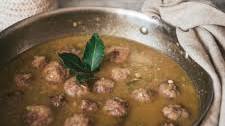 Albóndigas caseras en salsa
