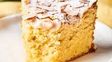 Almond Flour Cake (4 Ingredients!)