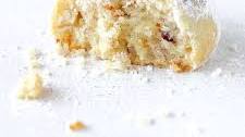 Almond Snowball Cookies (melt-in-your-mouth)