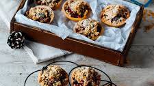 Apple and cranberry crumble mince pies