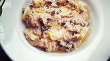 Apple-raisin-cinnamon Oatmeal Dream