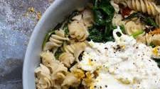Baby Spinach and Burrata Cheese Pasta
