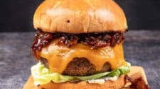 Bacon jam burger