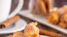 Baked Cinnamon Cream Cheese Roll-Ups