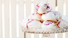 Berry-swirl meringues