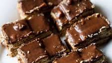 Biscuit Cake | Chocolate Biscuit Cake (No Bake Recipe)