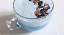 Blue Matcha Latte / 青い抹茶ラテ