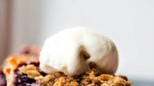Blueberry Crumble Pie