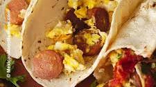 Breakfast Tacos: Huevos con Salchicha (Scrambled Eggs with (Vegan) Hot Dog)