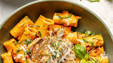 Burst Cherry Tomato Basil Chicken Rigatoni