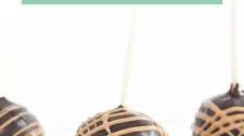 CHOCOLATE PEANUT BUTTER CAKE POPS