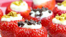 Cannoli Stuffed Strawberries recipe