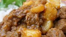 Carne Guisada (Beef and Potato Stew)