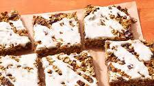 Carrot Cake Oatmeal Bars