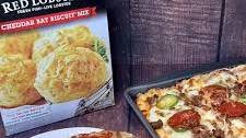 Cheddar Bay Biscuit Pizza