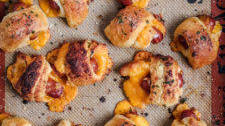 Cheesy Pigs in a Blanket
