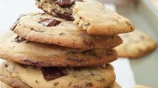 Chewy Chocolate Chip Cookies (The Best)