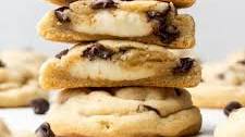 Chocolate Chip Cheesecake Cookies