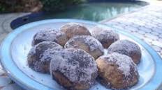 Chocolate Mexican Wedding Cookies