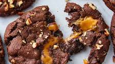 Chocolate Turtle Cookies