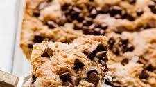 Cinnamon Chocolate Chip Coffee Cake