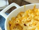 Classic Baked Macaroni and Cheese