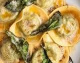 Classic Homemade Spinach Ricotta Ravioli