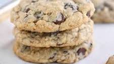 Classic Oatmeal Chocolate Chip Cookies