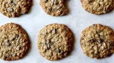Classic Oatmeal Raisin Cookies