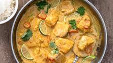 Coconut Curry Salmon with Mango (Thai-style)