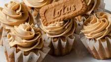 Cookie Butter-Filled Biscoff Cupcakes