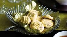 Cranberry and white chocolate shortbread