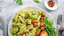 Creamy Avocado Pasta (with Chicken)