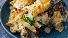 Creamy Mushroom Alfredo Pasta Bake
