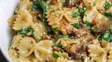 Creamy Mushroom & Spinach Pasta