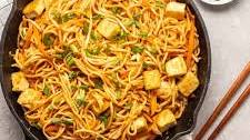 Creamy Peanut Noodles with Tofu